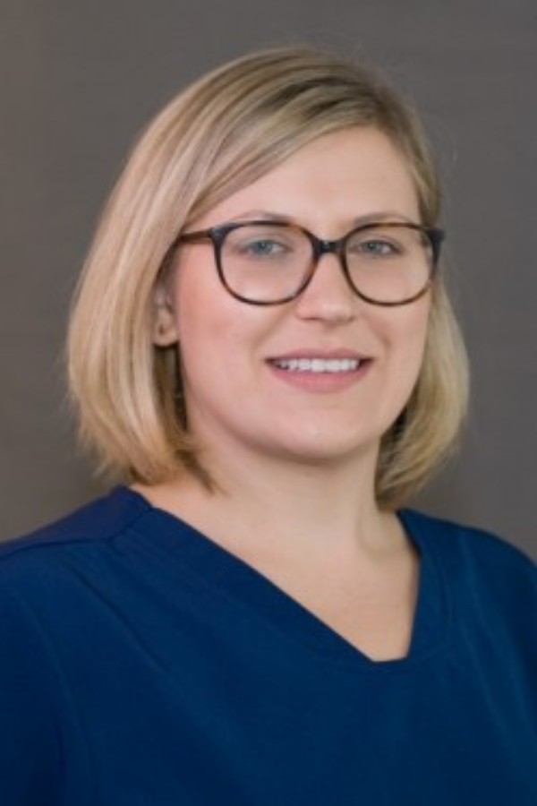 STEPHANIE PYLKA, DVM STEPHANIE PYLKA, DVM