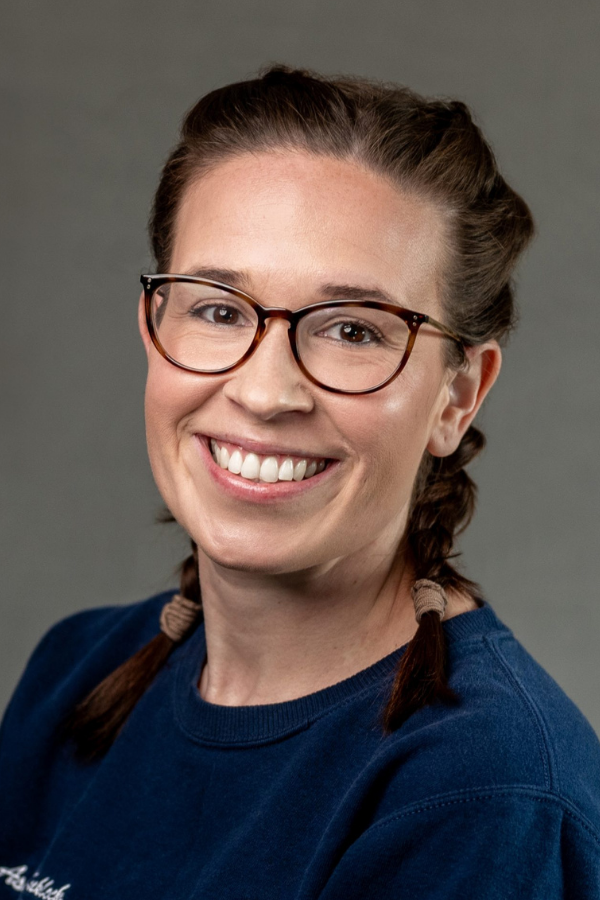 ASHLYN KUKLOCK, DVM ASHLYN KUKLOCK, DVM